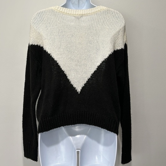 Chevron sweater - Picture 4 of 5